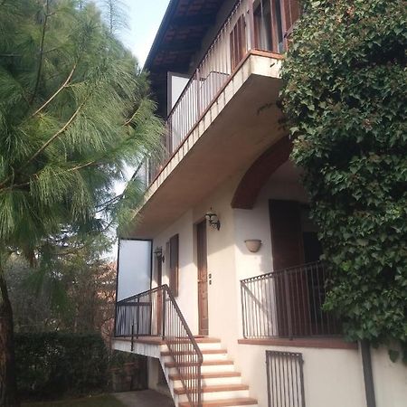 I Pini B&B Castagnito Dış mekan fotoğraf